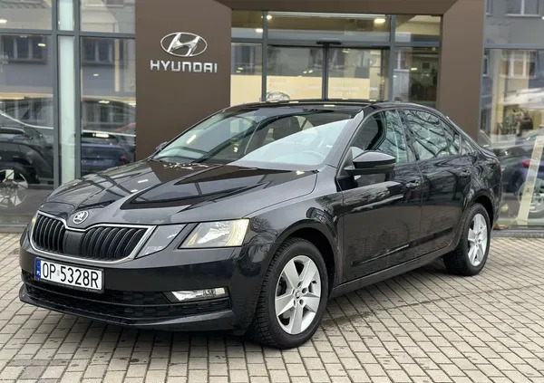 skoda octavia szamotuły Skoda Octavia cena 48900 przebieg: 270000, rok produkcji 2017 z Szamotuły